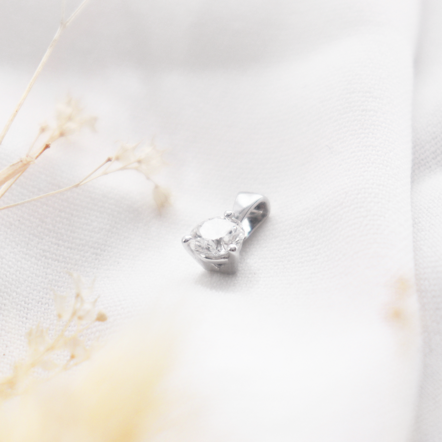 Alexandra - Pendentif Or Blanc 0.5 ct (sans chaîne)